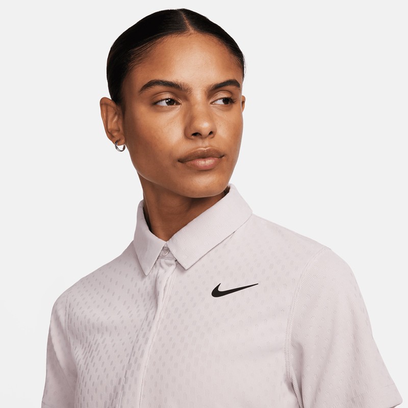 Polo Nike Dri-Fit ADV Tour : Performance et Élégance en Mouvement