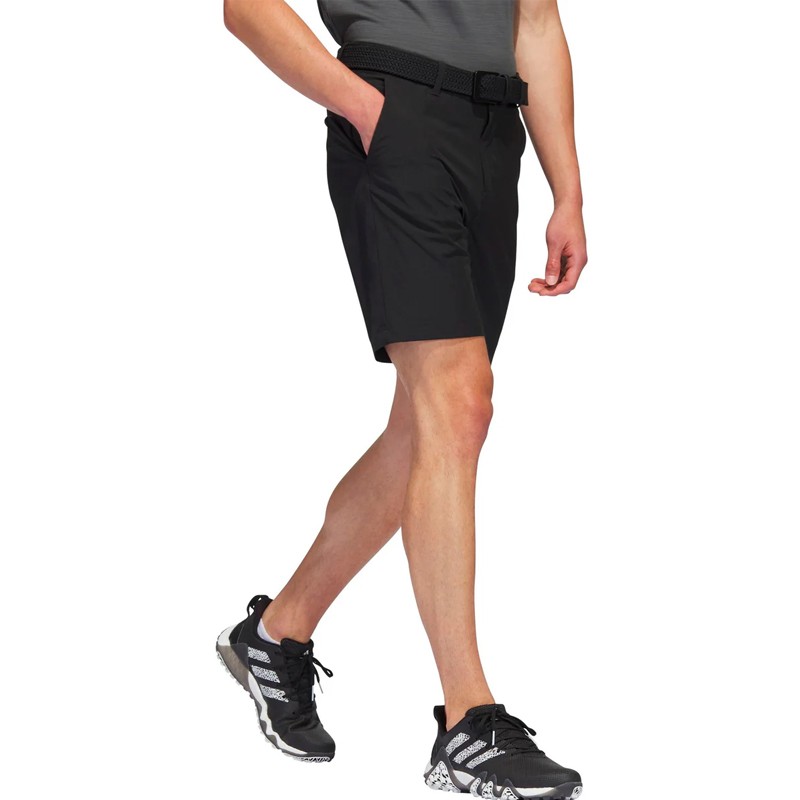 Short Adidas ULT 8.5IN – Confort et performance pour le golf | Route du Golf
