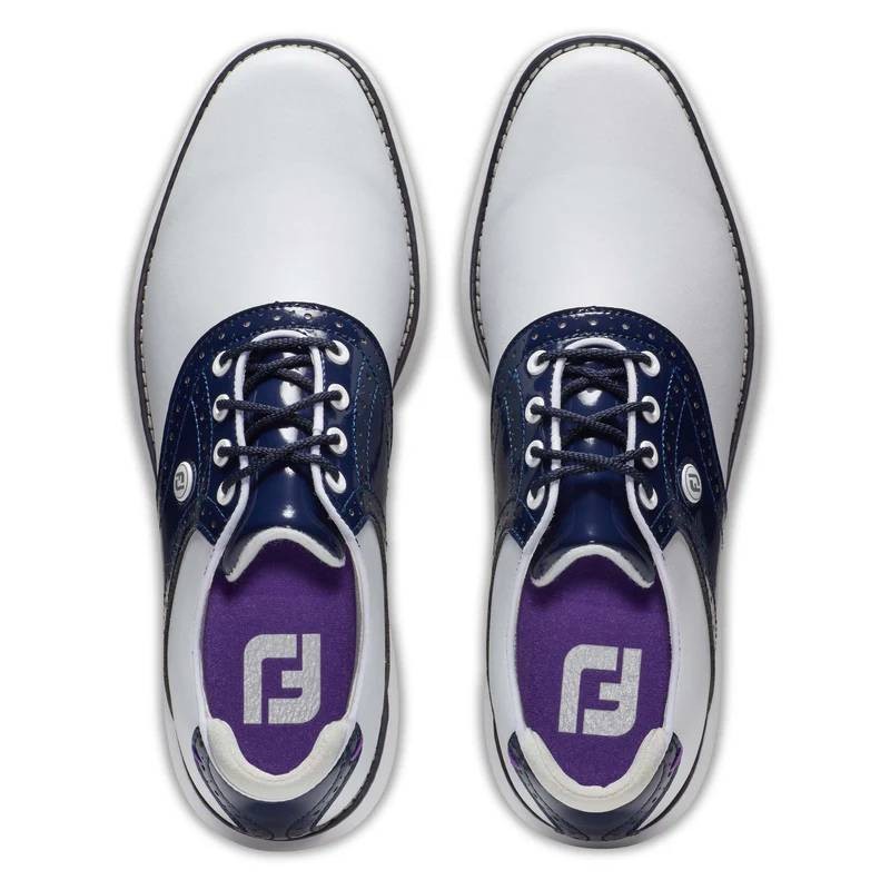 Chaussures de Golf FootJoy Traditions Spikeless Femme – Élégance, Confort et Polyvalence