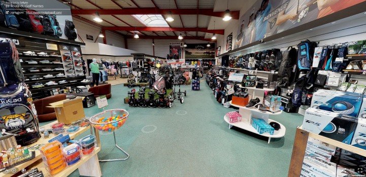 Visitez le magasin La Route du Golf à Nantes en réalité virtuelle