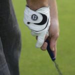 Pourquoi les golfeurs ne portent qu’un gant de golf ?