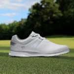 Le rôle essentiel des chaussures de golf pour le confort et la performance